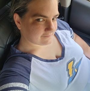 Meet your Posher, Lorie